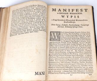 AKTA PUBLICZNE DO INTERESSU ORDYNACYI OSTROGSKIEY NALEZACE 1754 - 12