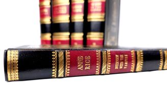 Anne Rice - The Vampire Chronicles 5-book Collection Set  In Exclusive Leather Binding, limited edition - 10