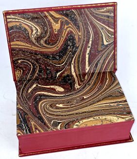 Sarah J. Maas -Throne of Glass - Complete Leather-Bound Collector’s Edition (8 Books) - 6