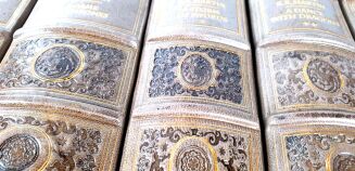 George R.r. Martin - A Game Of Thrones The Complete Box Set, premium leather rebound - 14