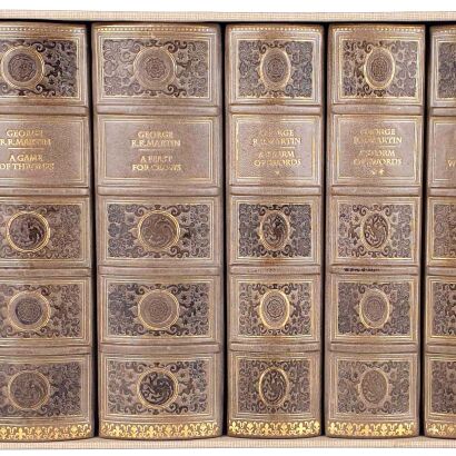 George R.r. Martin - A Game Of Thrones The Complete Box Set, premium leather rebound