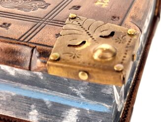 Andrzej Sapkowski - The Witcher. Illustrated Edition, Premium Leather Binding, Metalwork, Fore edge Painting - 4