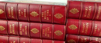 Robert Jordan's Wheel of Time: Complete premium leather-bound book series - 11