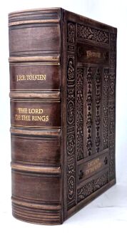 J.R.R. Tolkien - The Lord Of The Rings Exclusive Leather Binding, limited edition, copy number 60, fore edge painting - 2