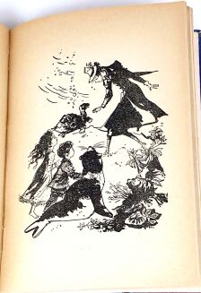 TRAVERS- AGNIESZKA OTWIERA DRZWI wyd. I - 3