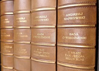 SAPKOWSKI Wiedźmin 1-10 SAGA O WIEDŹMINIE OPOWIADANIA - 10