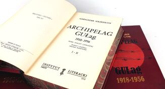 SOLZENICYN - ARCHIPELAG GULAG / THE GULAG ARCHIPELAGO. First Polish edition, luxury leather. - 10