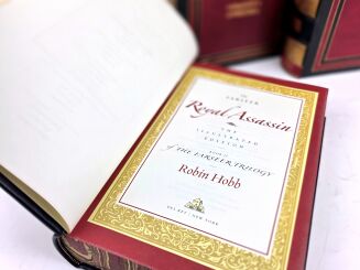Robin Hobb - The Farseer Trilogy complete set, limited & numbered edition - 2