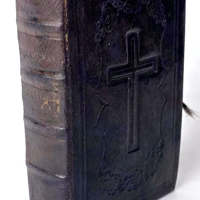 Egzemplarz opatrzony autografem tłumacza: Ks. Aleksandra Jełowickiego. KEMPIS- O NAŚLADOWANIU JEZUSA CHRYSTUSA XIĄG CZWORO Berlin 1868; SCUPOLE - WOJNA DUCHOWNA 1871