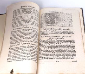 CONSTITUCIE SEYMU WALNEGO KORONNEGO, w Warszawie Roku MDCXXVII Dnia 23 listopada - 9