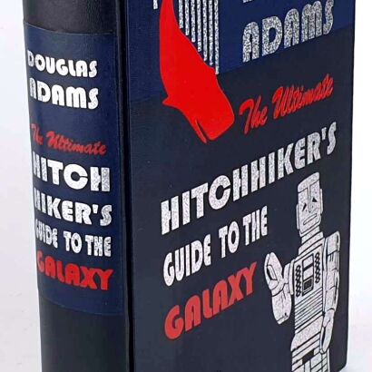Douglas Adams - The Ultimate Hitchhiker's Guide To The Galaxy. Premium Leather Binding