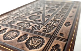 Lewis - The Chronicles Of Narnia  Leather Rebound fore-edge painting - 11