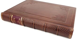 SHEAKSPEARE - PIEC DRAMATOW / FIVE DRAMAS. Illustrated by Janina Konarska, luxury leather binding. - 2