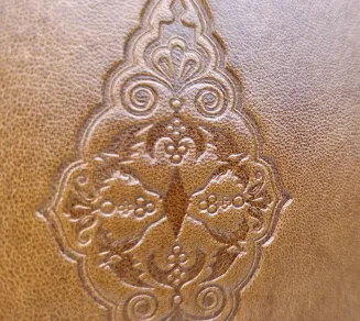 Rebecca Yarros – Empyrean Trilogy (Iron Flame, Fourth Wing, Onyx Storm) – Deluxe Full Leather Bound Set - 4
