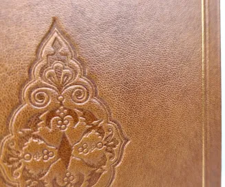 Rebecca Yarros – Empyrean Trilogy (Iron Flame, Fourth Wing, Onyx Storm) – Deluxe Full Leather Bound Set - 5