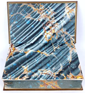 Rebecca Yarros – Empyrean Trilogy (Iron Flame, Fourth Wing, Onyx Storm) – Deluxe Full Leather Bound Set - 9