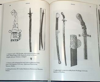 JARNUSZKIEWICZ - SZABLA WSCHODNIA JEJ TYPY NARODOWE  - 7